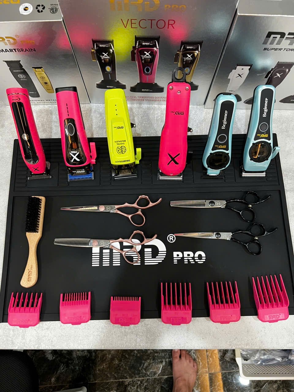 Professional Heat & Water Resistant Barber Mat & Station Organizer with Non-Slip Grip
